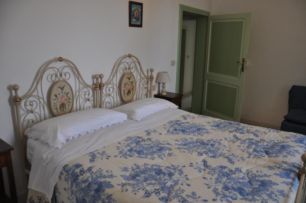 Agriturismo "Antico Frantoio" Foligno Bagian luar foto